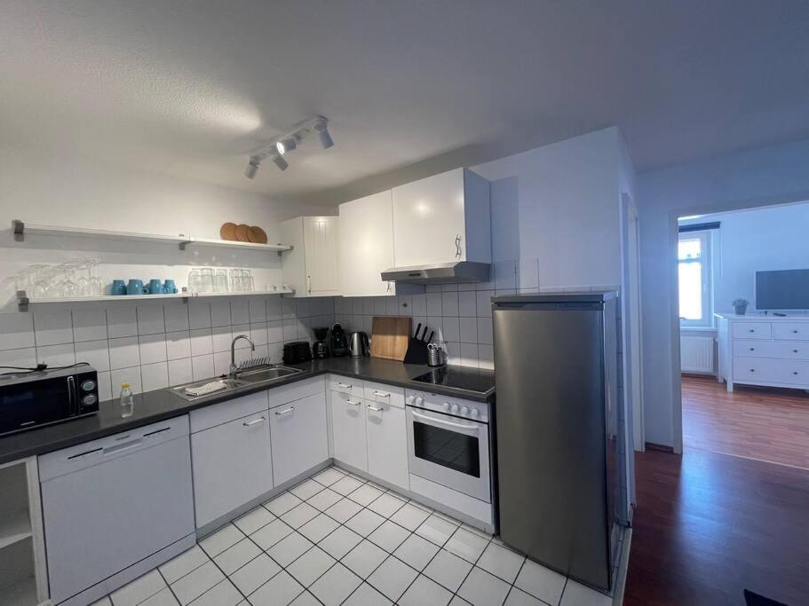 Zentrale Altstadtkoje Fuer Bis Zu 6 Personen นอยชตัดท์ อิน โฮลชไตน์ ภายนอก รูปภาพ